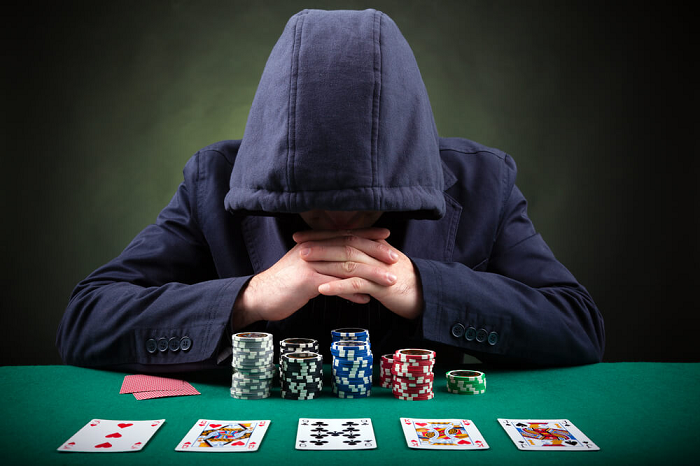 Психология азартных игр: как эмоции влияют на решения игроков в онлайн-казино